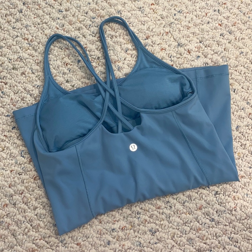 Lululemon blue tank